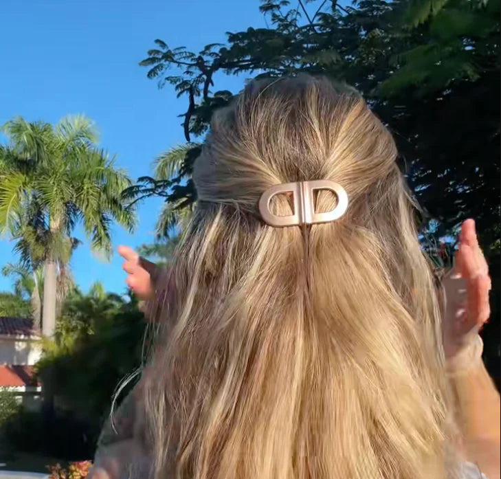 Barrette à cheveux magnétique